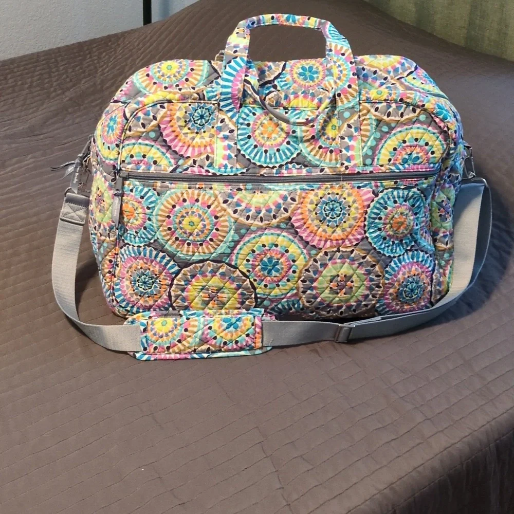 Vera Bradley Sunny Medallion Grand Traveler Bag - Picture 1 of 6